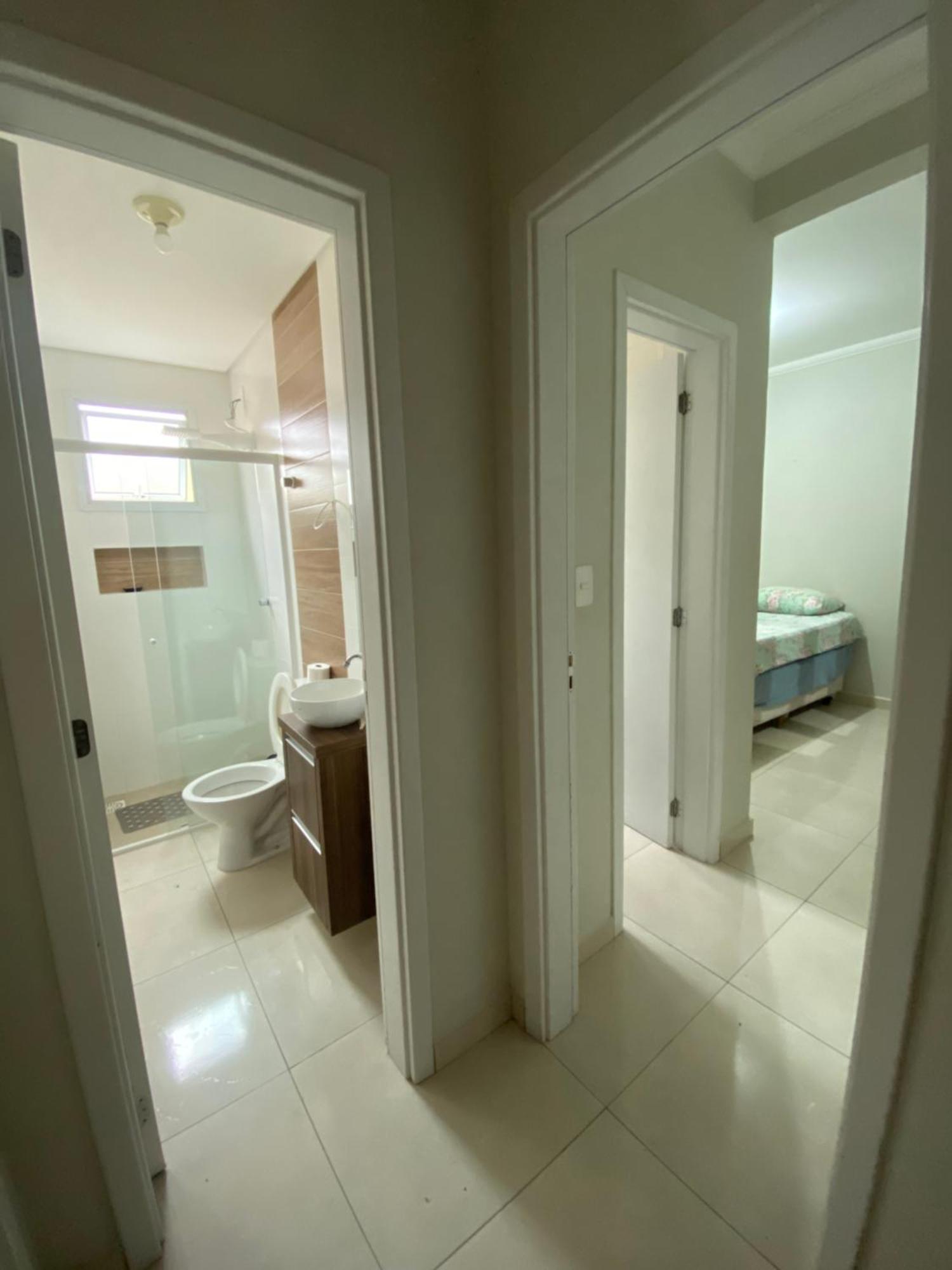 Terreo 2 Dorm Apartamento *